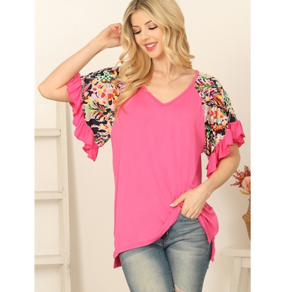 kelzposh Tops - "The Kimmi" Pink Ruffle Cuff Floral Sleeve V Neck Top